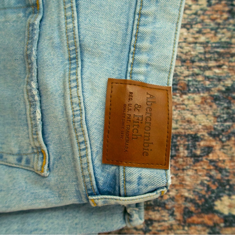 Abercrombie straight leg mom jeans